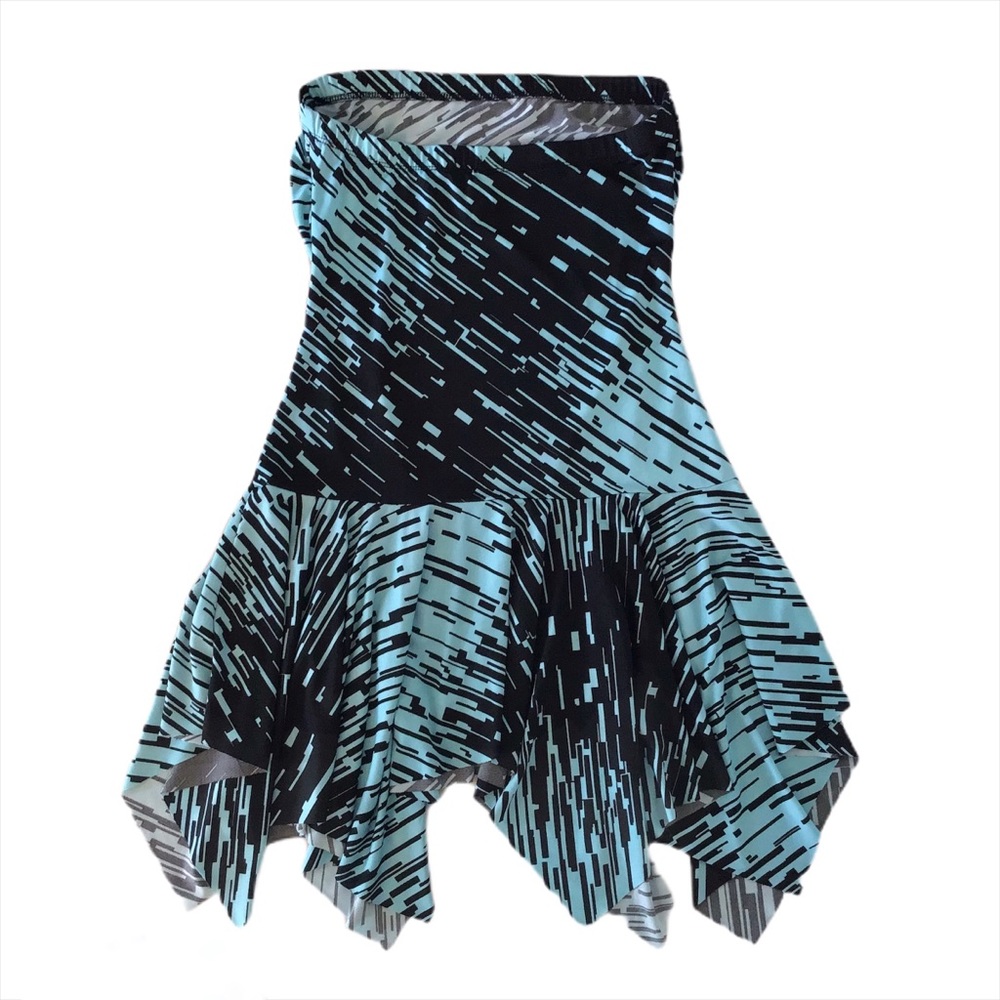 Fairweather Strapless Handkerchief Bottom Dress, M - Picture 11 of 16